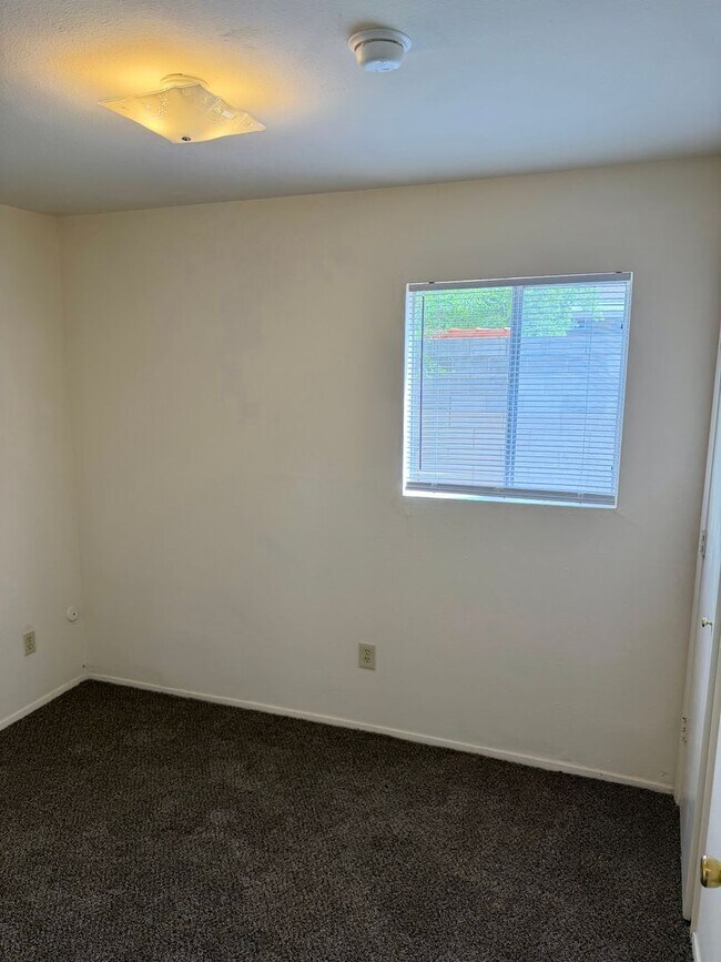 Foto del edificio - General Marshall St (216)