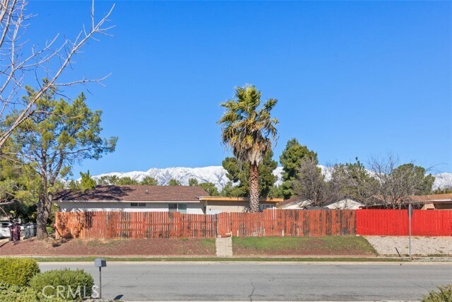 Building Photo - 5464 Evelyn Dr
