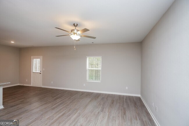 Building Photo - 316 Augusta Woods Dr
