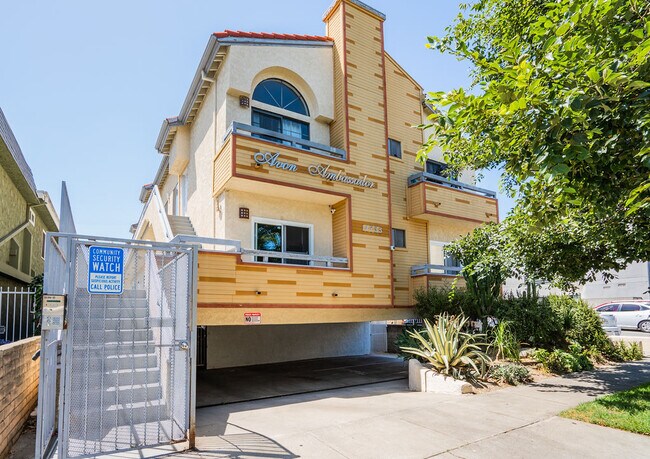 Front of Building - 11733 Avon Way