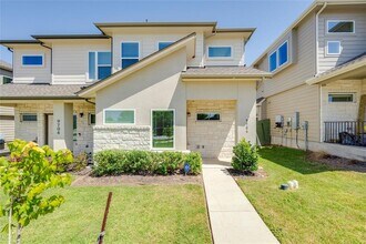 Building Photo - 9706 Whisper Willow Blvd