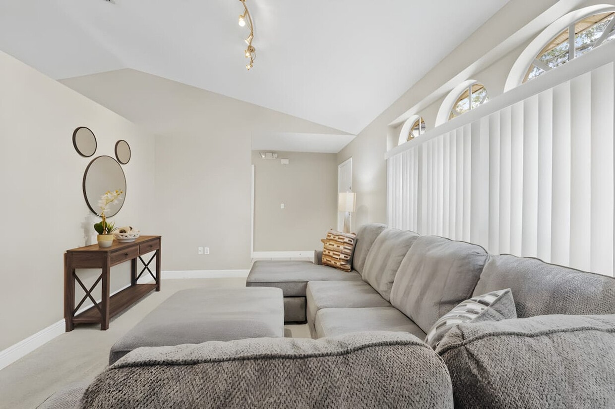 Foto principal - 820 Briargrove Ave