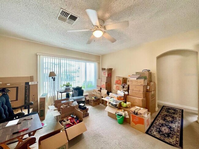 Building Photo - 9811 Crofton Ln