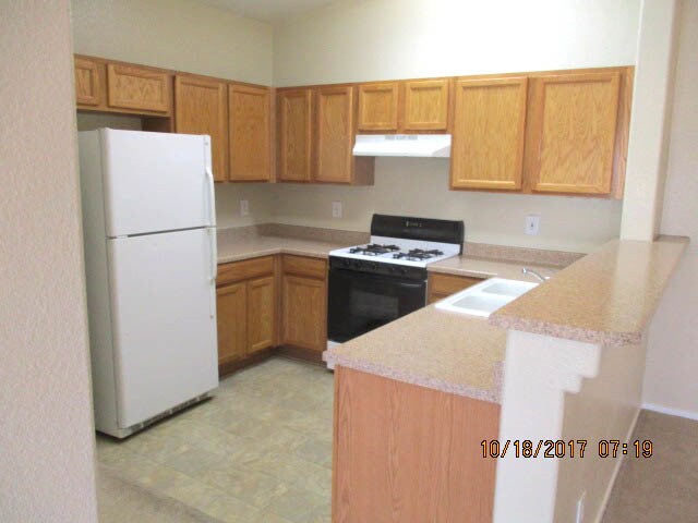 Building Photo - 1633 Lefty Garcia Way