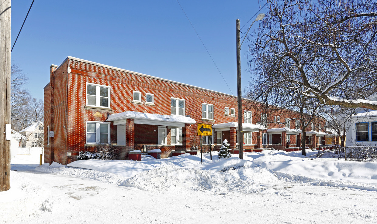 Primary Photo - 12-24 Jefferson St