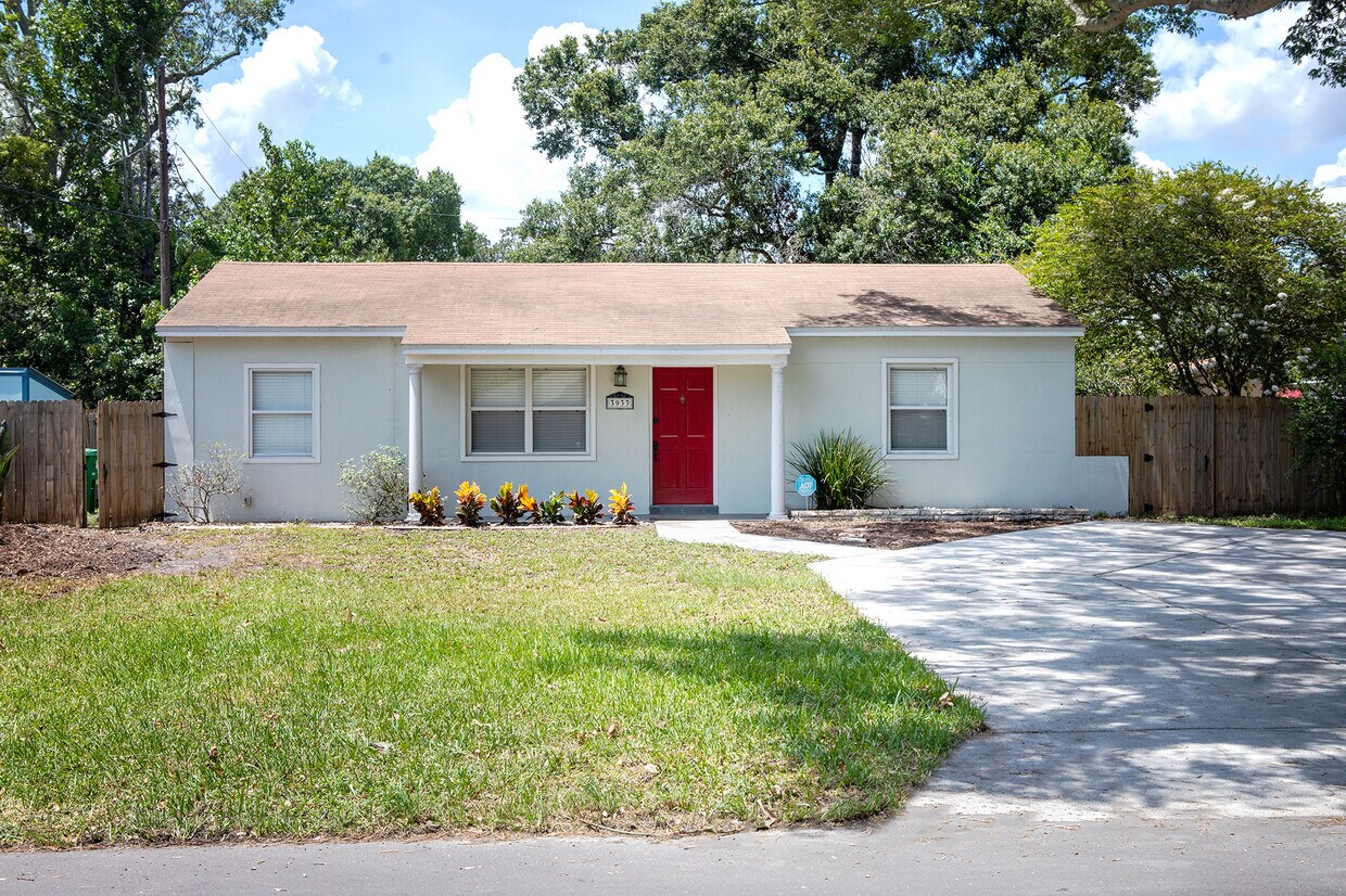3933 W Bay Vista Ave, Tampa, FL 33611 House Rental in Tampa, FL