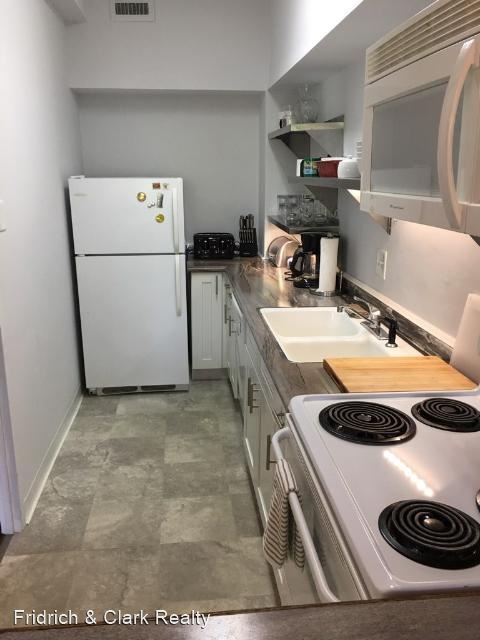 Foto del edificio - 1 br, 1 bath House - 105 Leake Ave