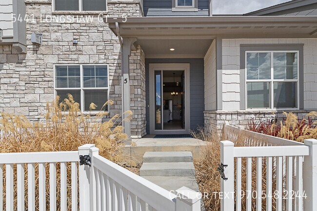 Foto del edificio - 5441 Longshaw Ct