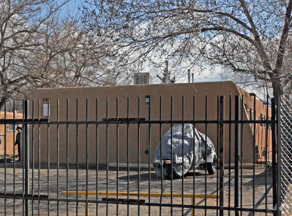 Foto del edificio - 528-540 San Pablo St SE