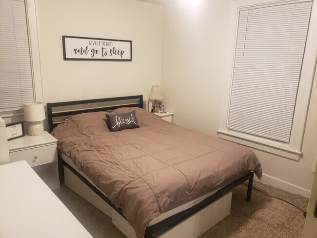 Foto del edificio - 274 Farmer St