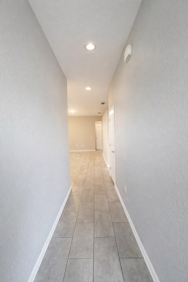 Building Photo - 1192 Normandy Heights Cir