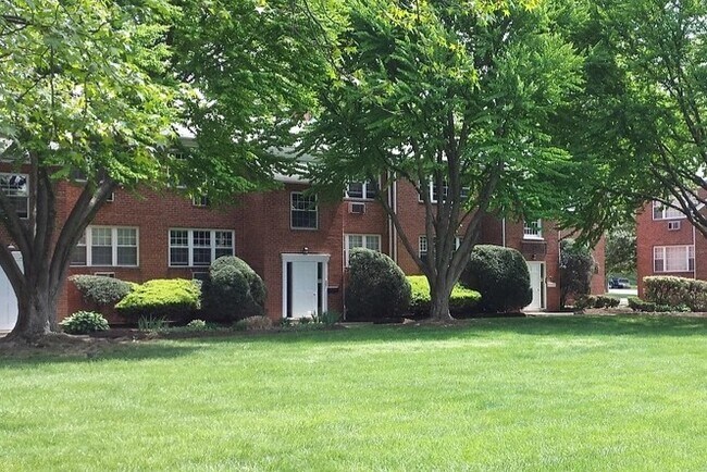 Foto del edificio - Bradford Hall