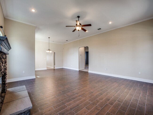 Foto del edificio - 6102 Still Meadow