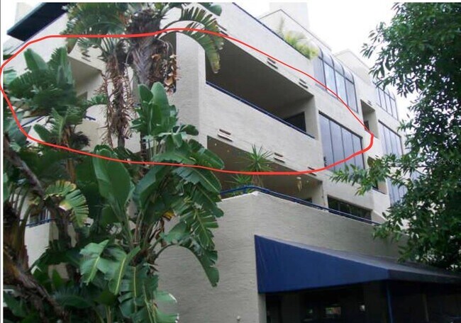 Foto del edificio - 825 S Osprey Ave