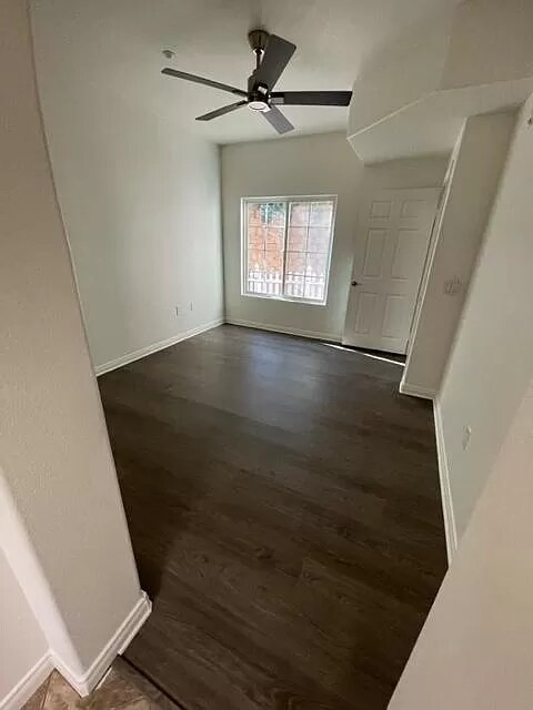 Foto del edificio - 2724 Lake Pointe Dr