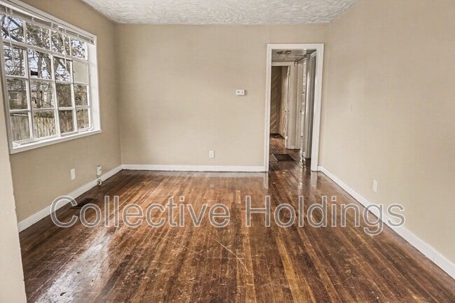 Building Photo - 1520 17th Way SW