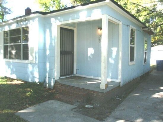 Primary Photo - 3/1 Single family home for rent $950