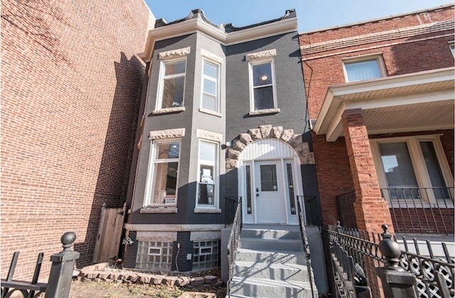 Foto principal - 6607 S Ingleside Ave