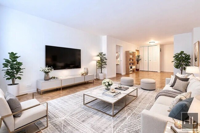 Building Photo - EAST 49 STREET