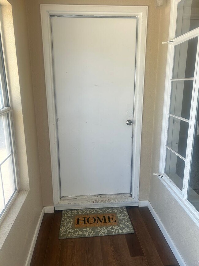 Building Photo - Freshly Updated 3BR Home in Security-Widefield — Available Now!
