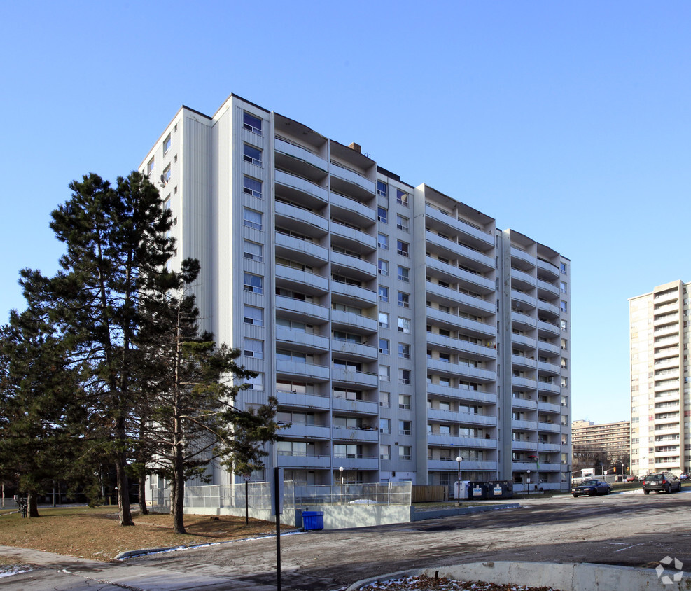 Building Photo - Rudfel Apartments