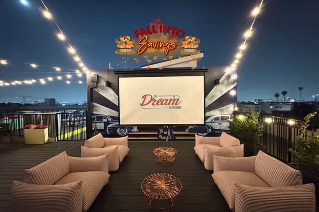Outdoor Cinema - The Dream on Tamarind