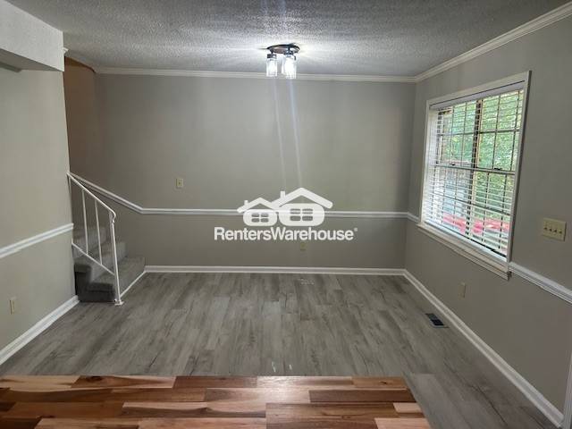 Building Photo - 839 Linbard Ln