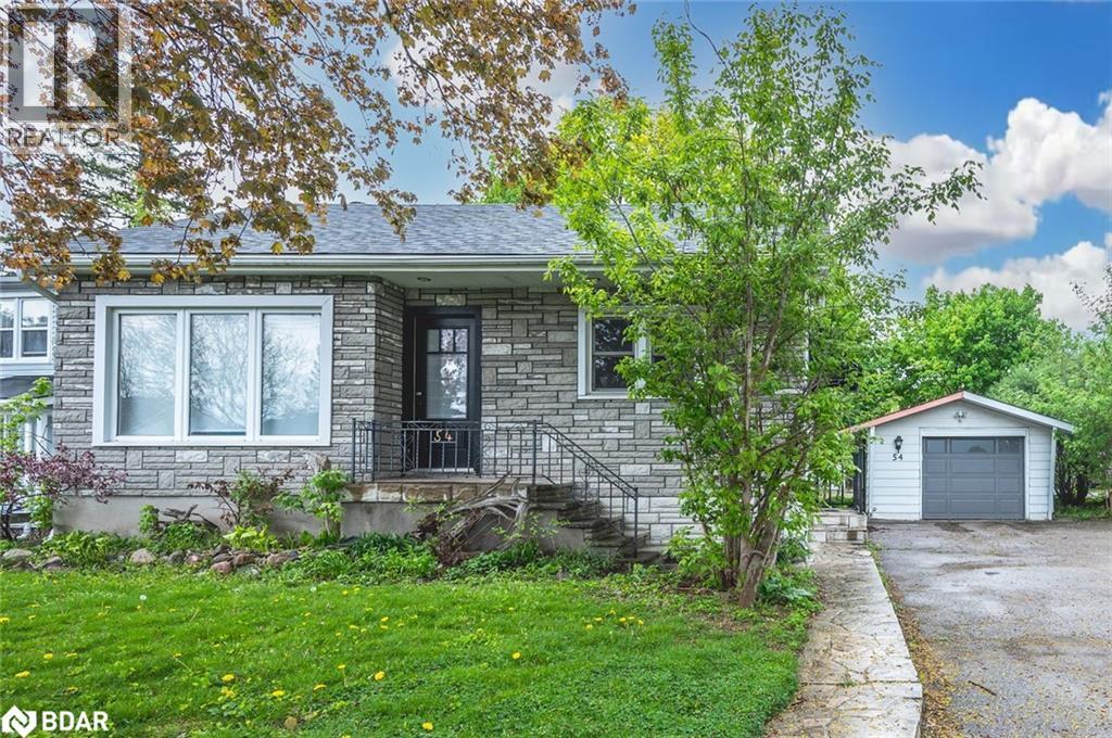 Primary Photo - 54 Sophia St E