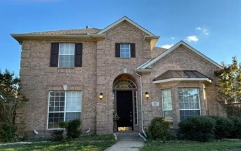 Building Photo - 2011 St Anne Dr