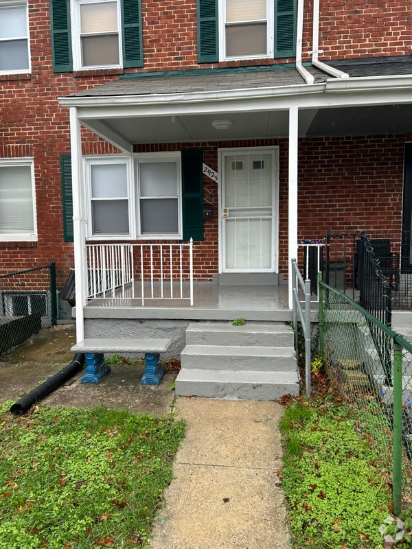 Building Photo - 4515 Umatilla Ave