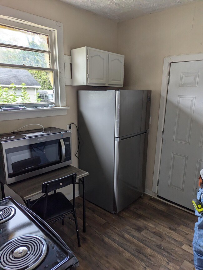 Building Photo - 1031 Fort Hill St