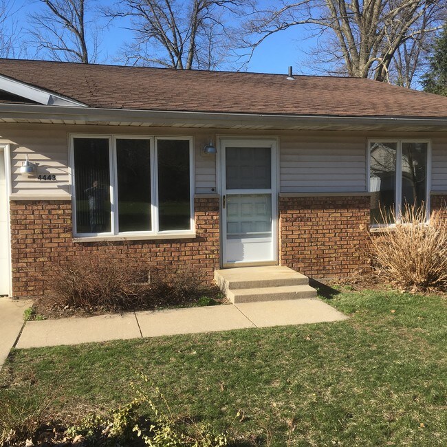 4443 Greenwood Dr Unit 4443, Benton Harbor, MI 49022 Apartments in Benton Harbor, MI