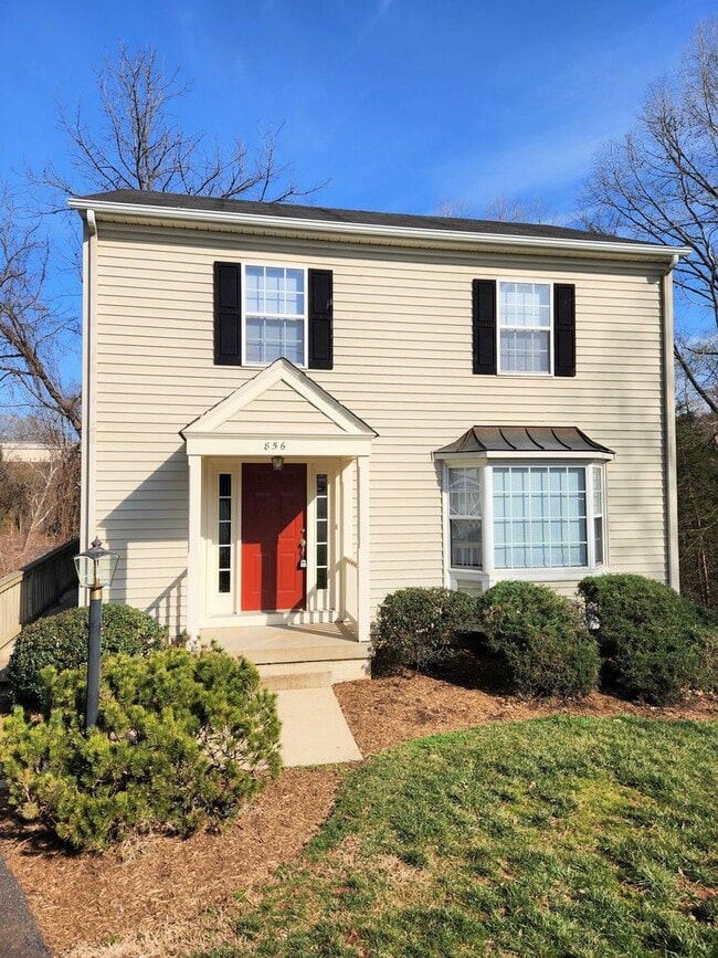 3 Bedroom 2.5 Bath home with an Albemarle ... - 3 Bedroom 2.5 Bath home with an Albemarle ...