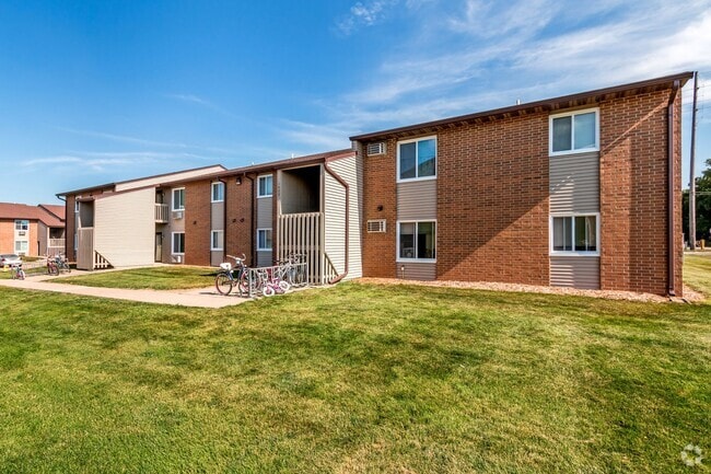 Building Photo - Indianola Park II Apartments