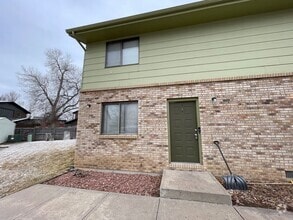 Building Photo - 1624 Azalea Dr