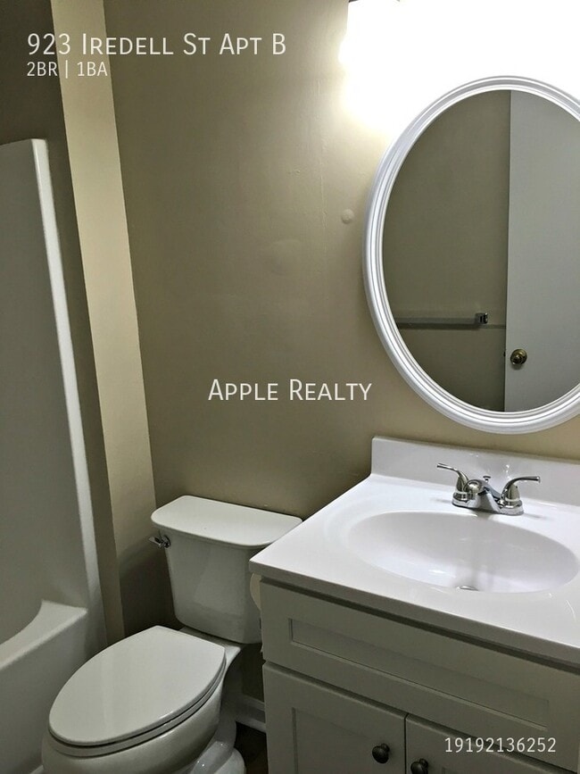 Foto del edificio - 923 Iredell St