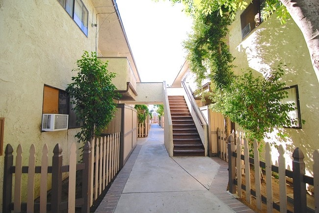 Building Photo - 8619 Willis Avenue Apartments