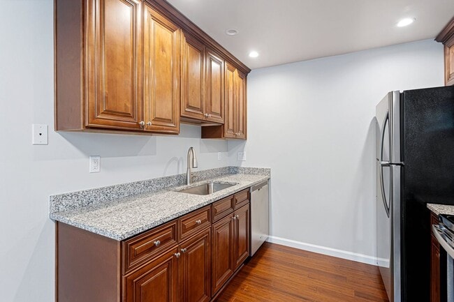 Interior Photo - The Lodge @ 73rd