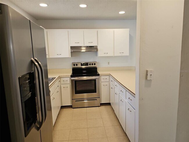 Building Photo - 13 Whittington Dr