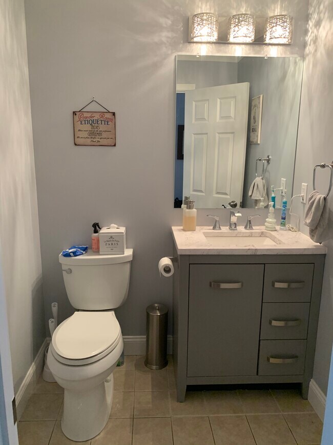 1st floor 1/2 bath - 21 Hawthorne Vlg