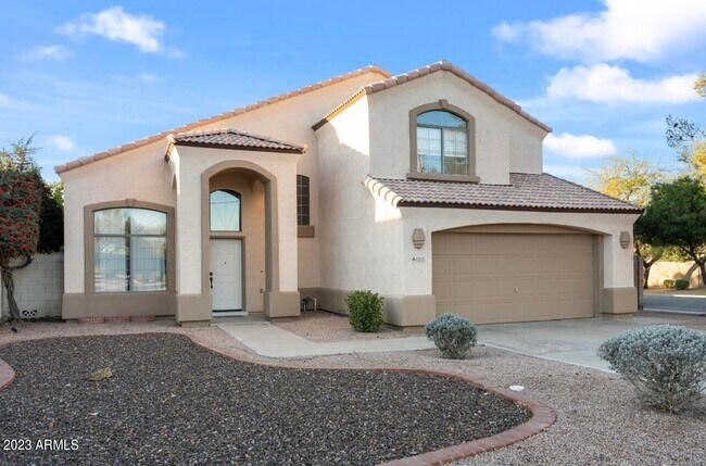 Foto del edificio - 6203 E Juniper Ave