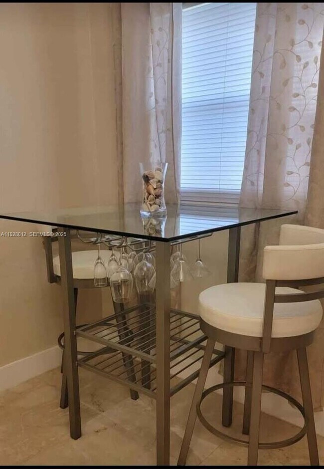 Foto del edificio - 2228 Polk St