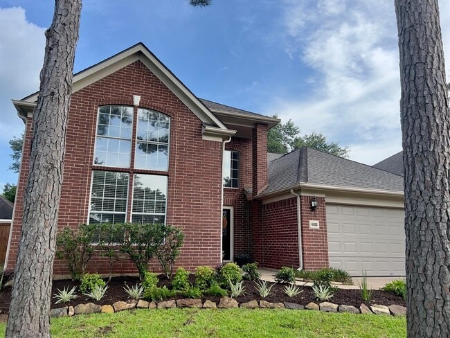 Building Photo - 6622 High Knoll Dr