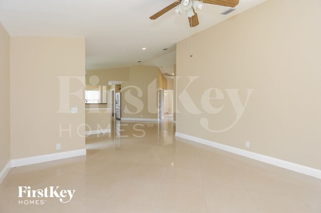 Foto del edificio - 6193 Lansdowne Cir