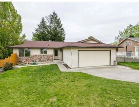 Building Photo - 1533 Ridgeview Ct