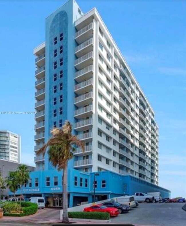 Foto del edificio - 6969 Collins Ave
