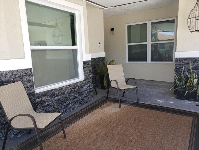 Foto del edificio - 2687 Northside Dr