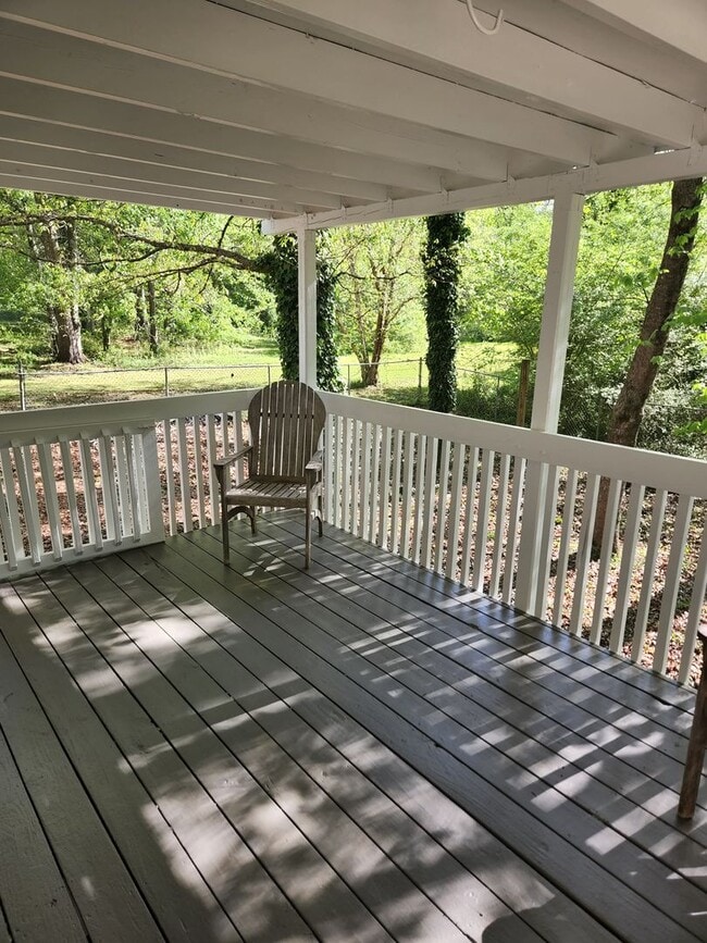 Building Photo - The Best of North Metro Living without the Hustle Bustle