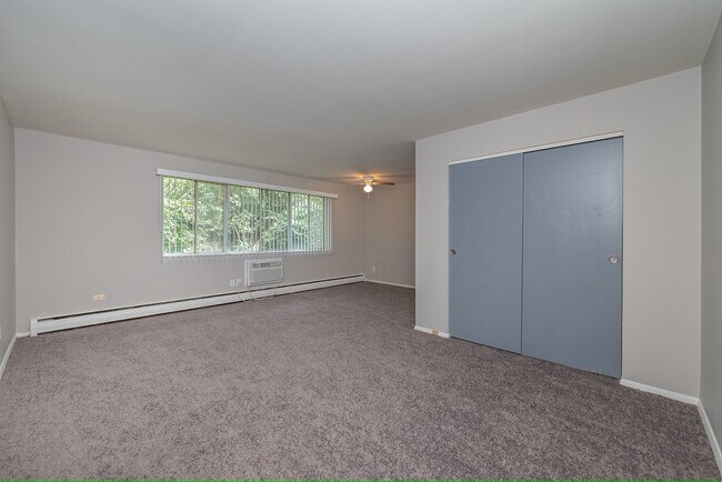 Foto del edificio - 5875 Renee Ct