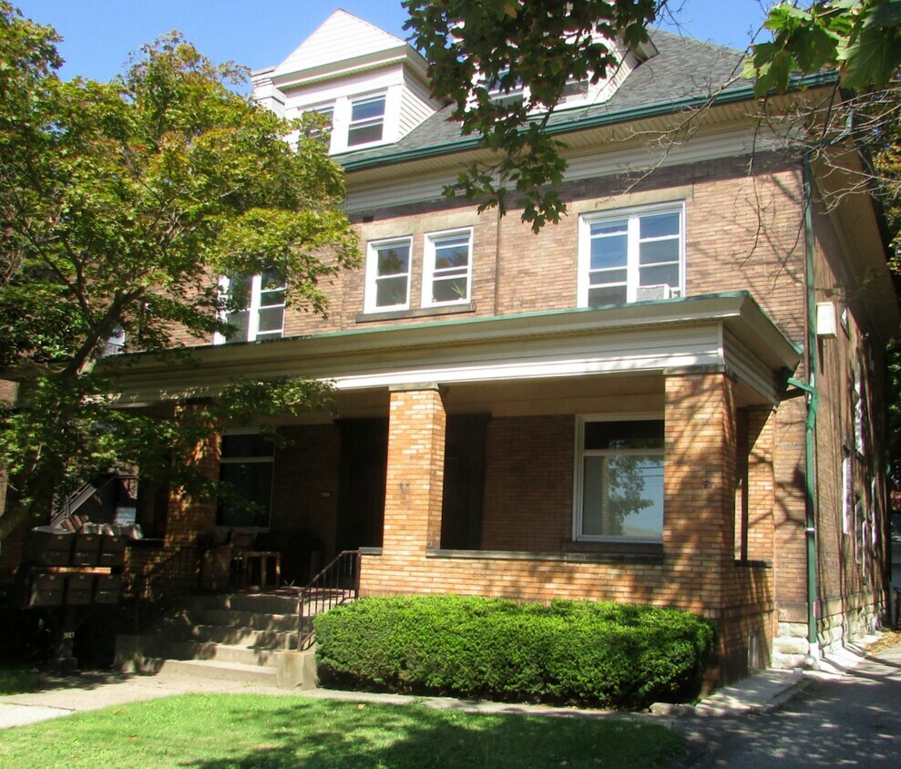 Foto principal - 5813 Bartlett St